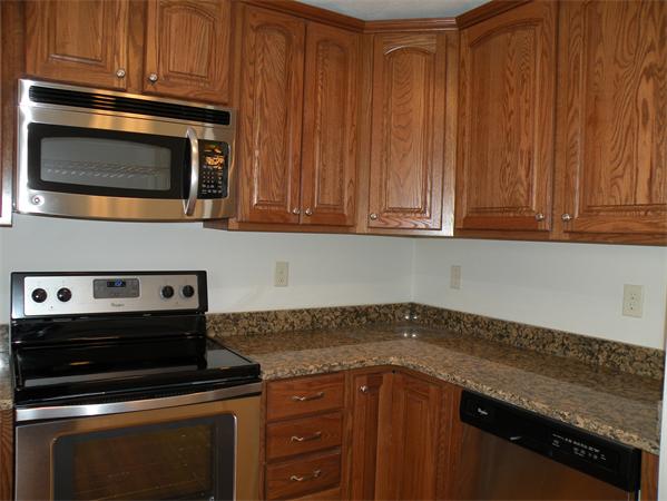 22 Montvale Road Woburn, MA 01801 - Photo 9 of 22 Gallery Image 9