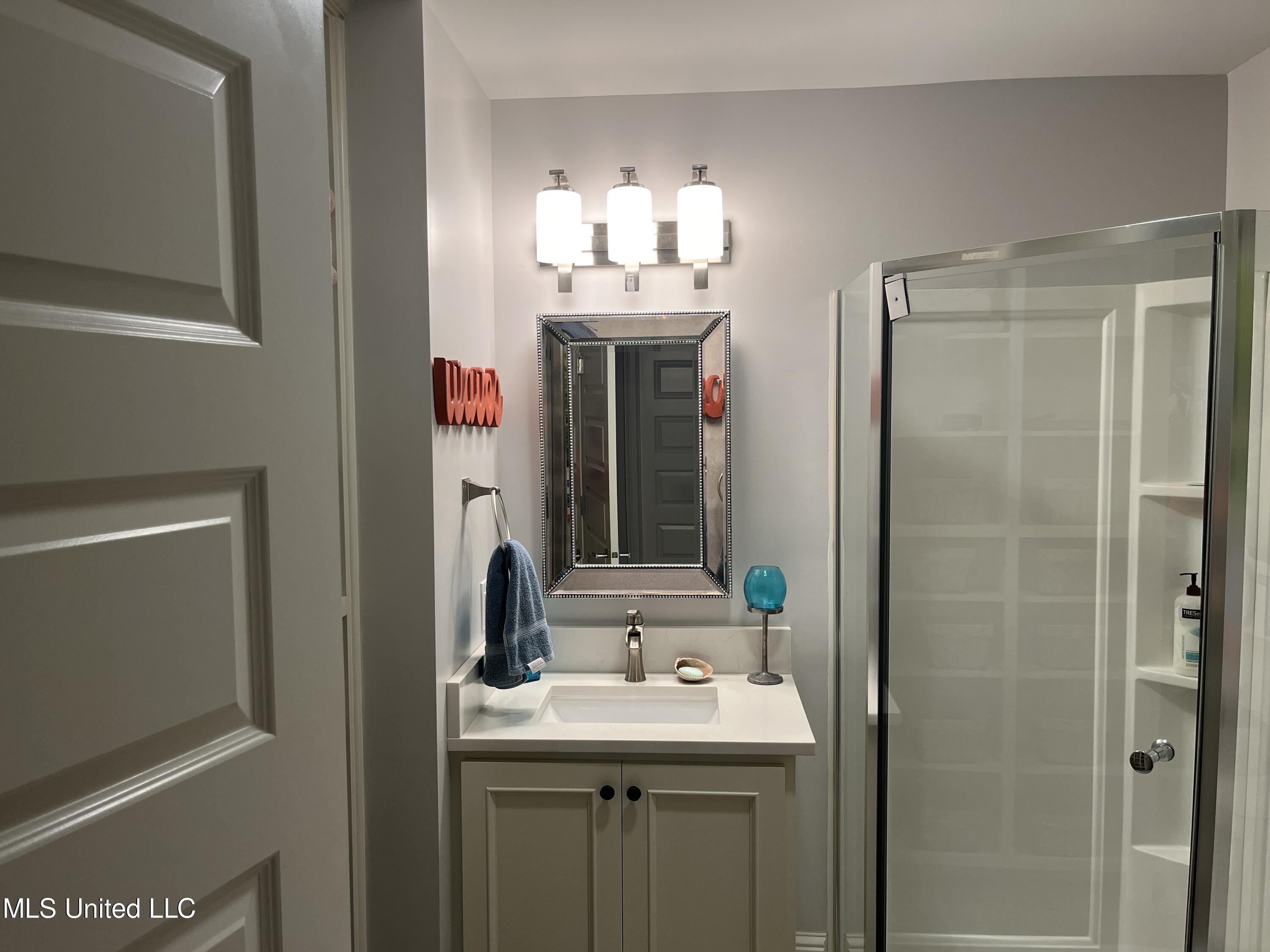 147 Pittman Road Ocean Springs, MS 39564 - Photo 50 of 57 IMG_4088