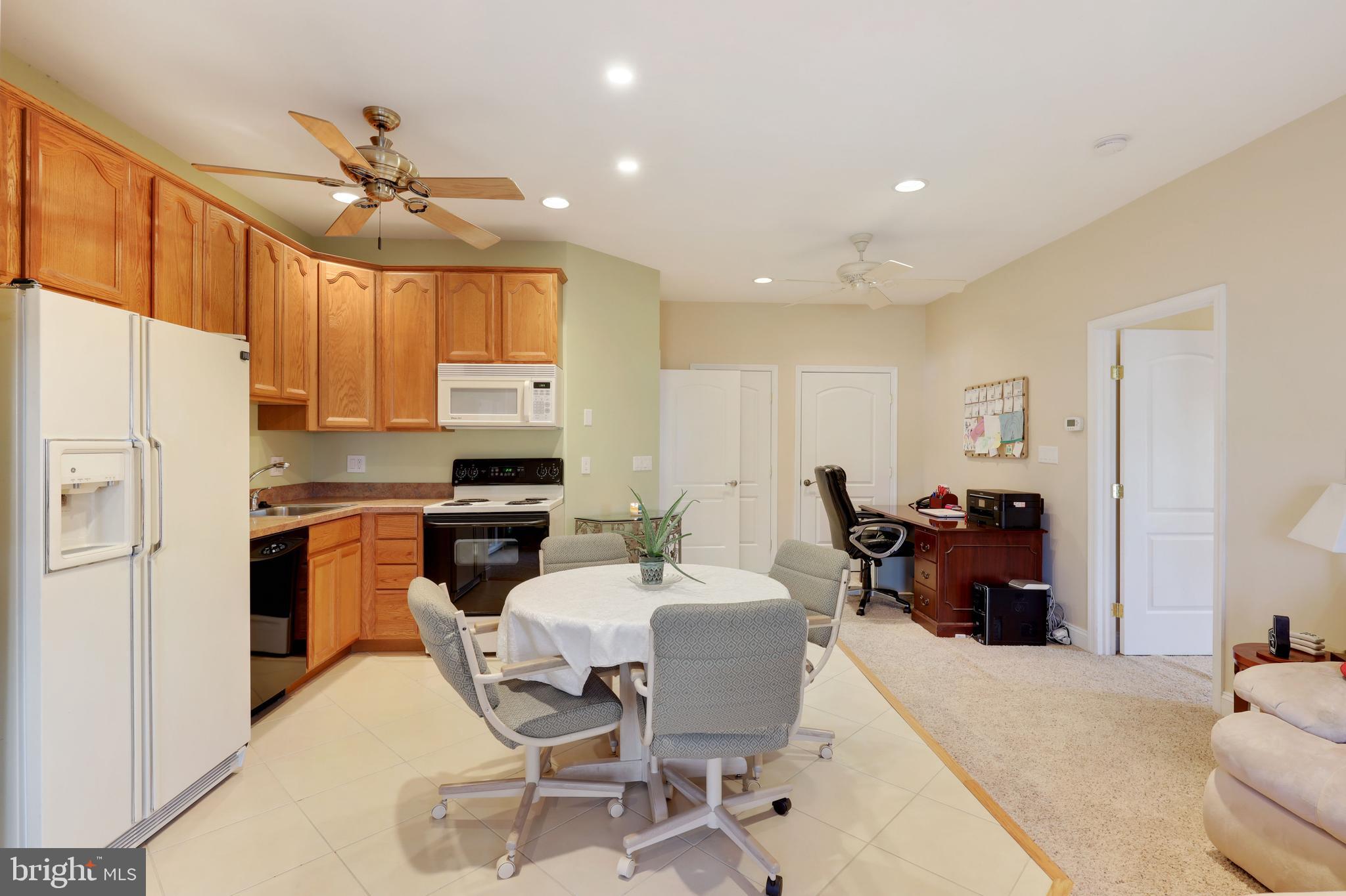 342 Wye Road Baltimore, MD 21221 - Photo 11 of 86