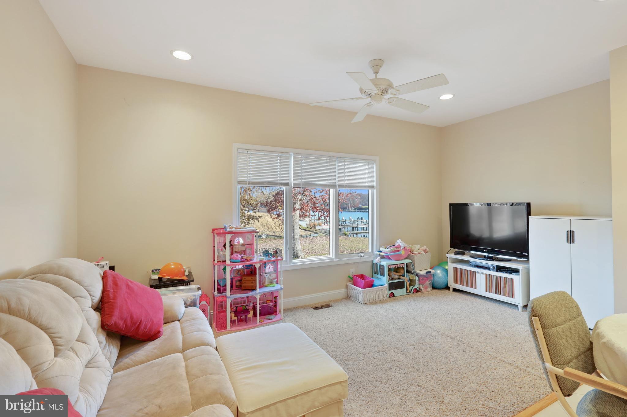 342 Wye Road Baltimore, MD 21221 - Photo 13 of 86