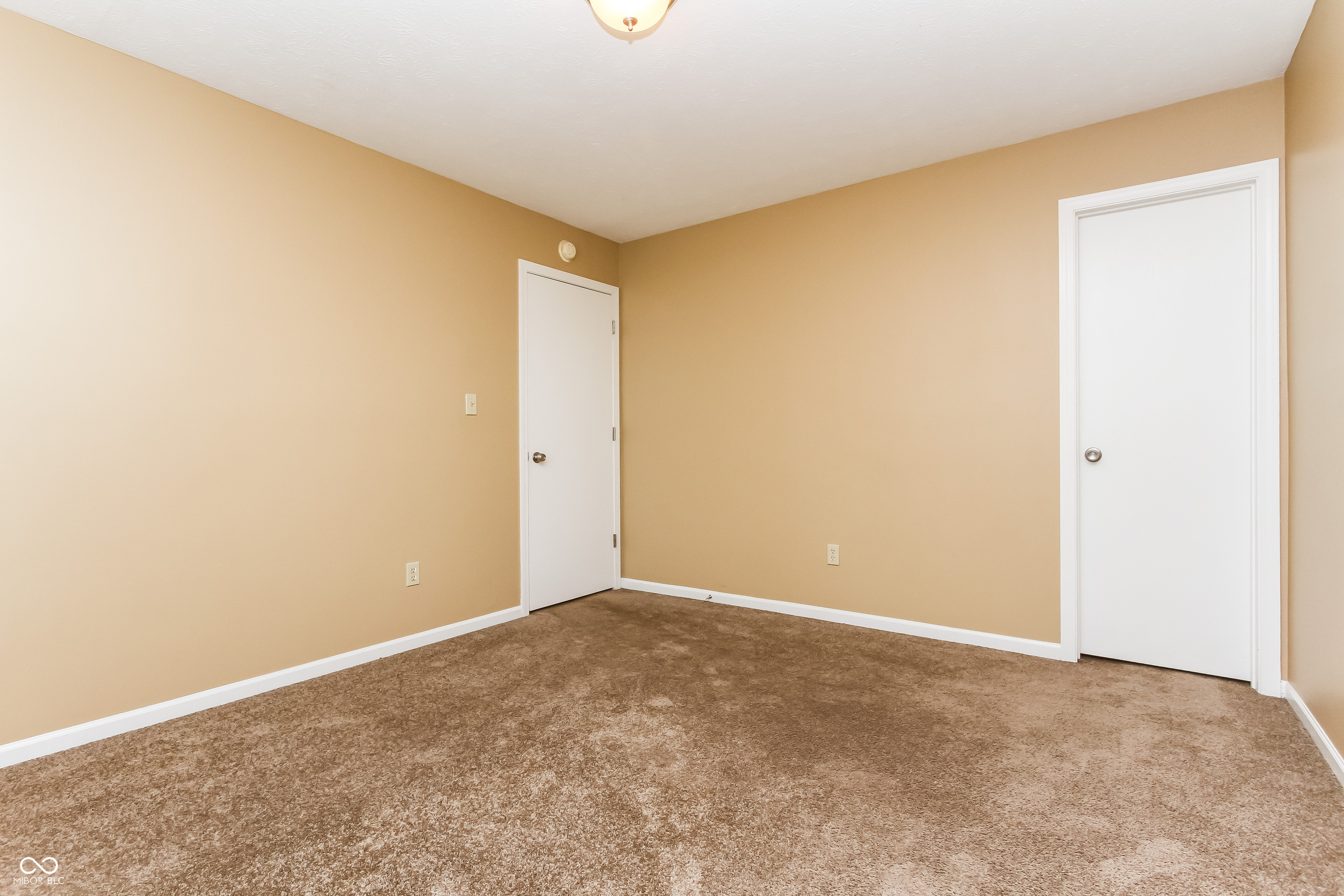 11031 Fall Drive Indianapolis, IN 46229 - Photo 10 of 15