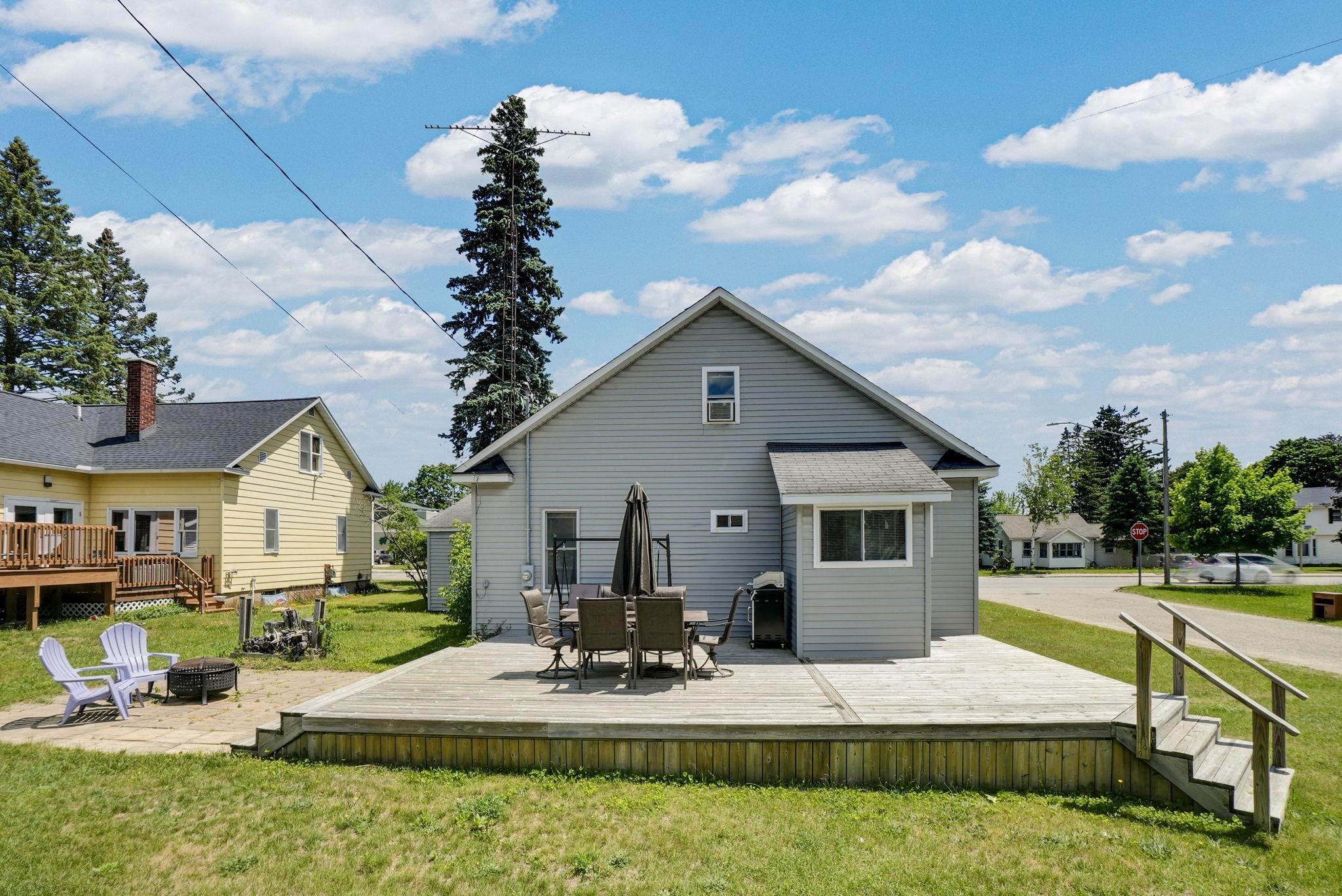 401 North Main St Lake Lake City, MI 49651 - Photo 34 of 39