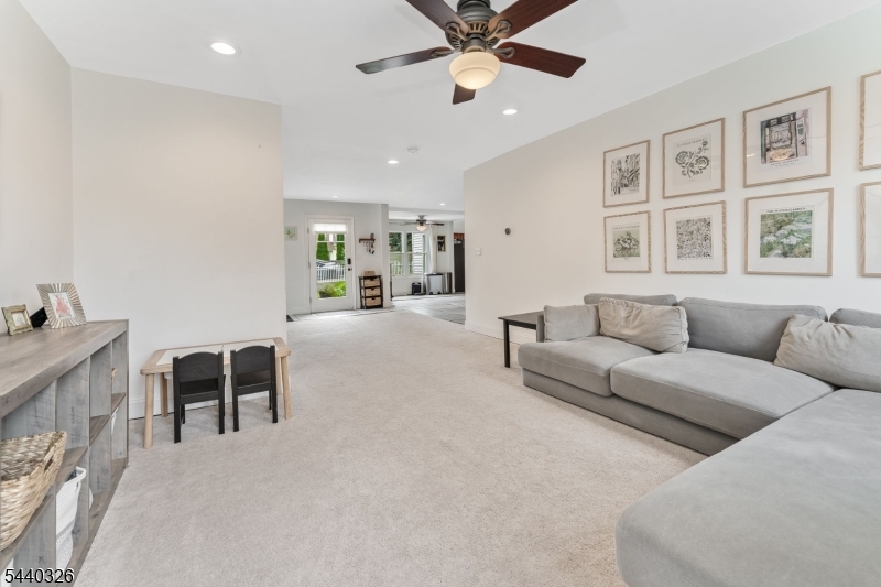 105 Main Street Lebanon, NJ 08833 - Photo 6 of 37