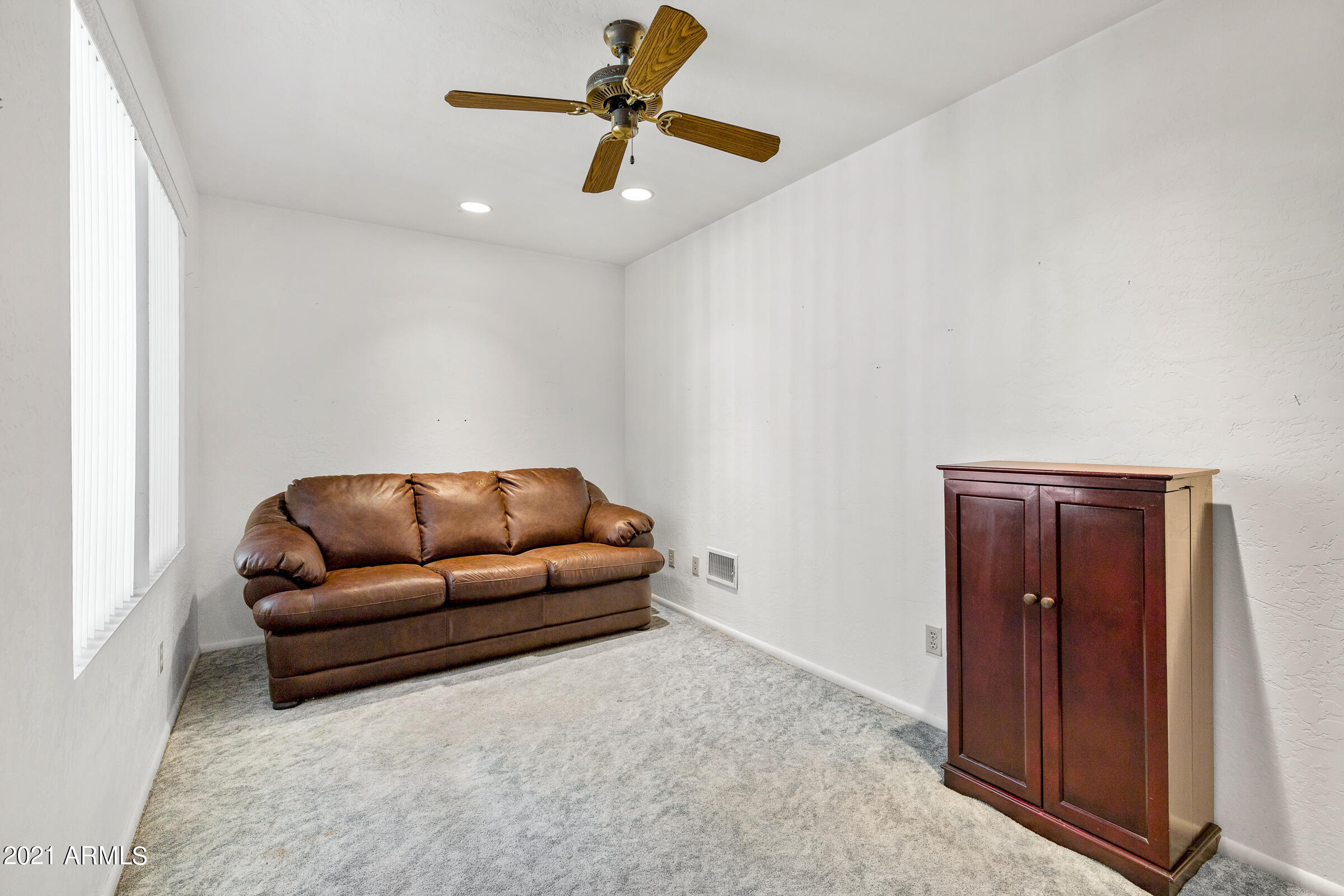 3036 East Utopia Road, Unit 53 Phoenix, AZ 85050 - Photo 17 of 26 Den