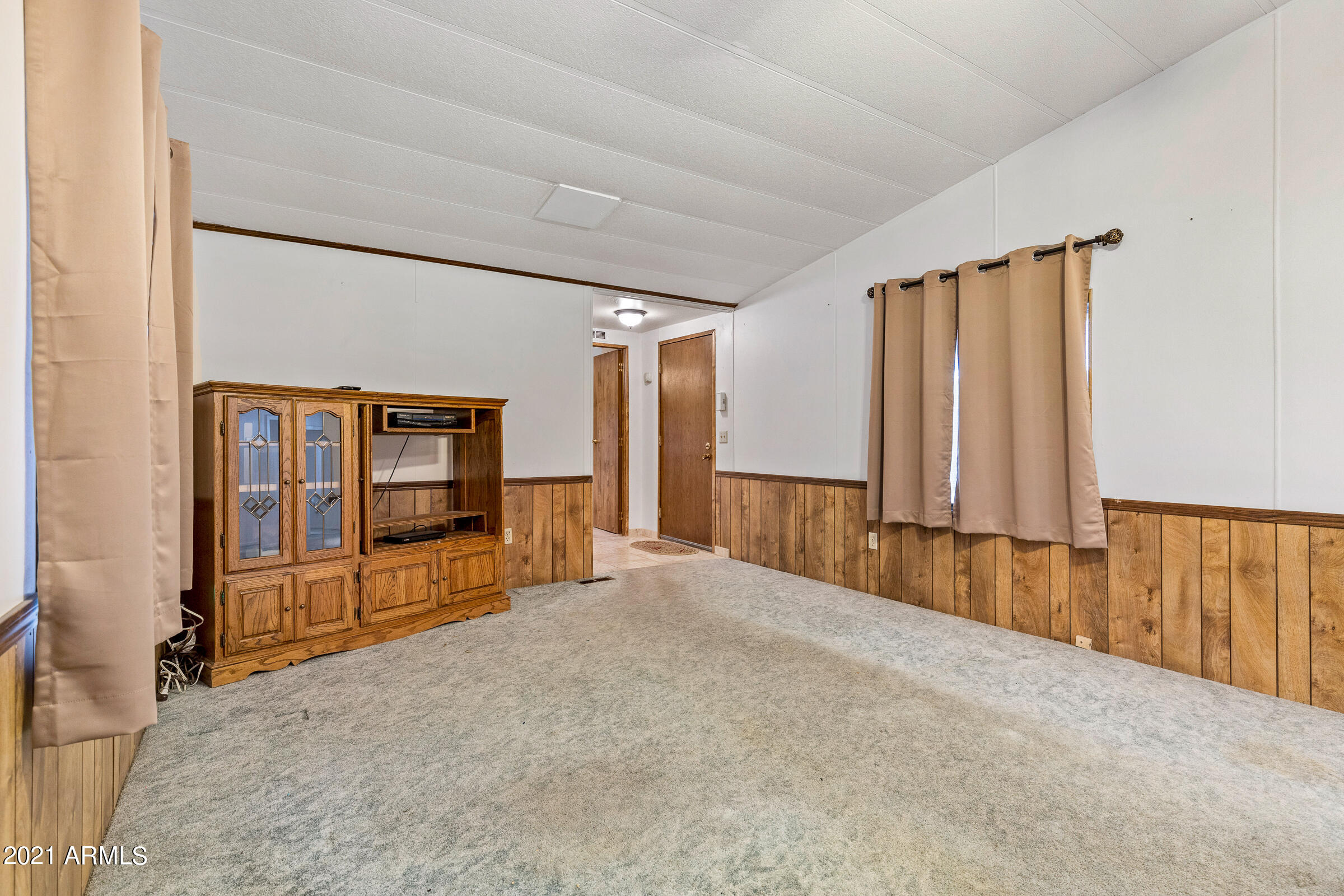 3036 East Utopia Road, Unit 53 Phoenix, AZ 85050 - Photo 8 of 26 Great Room