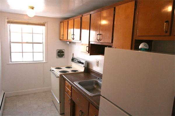 27 Beulah Street, Unit 4 Framingham, MA 01701 - Photo 2 of 10