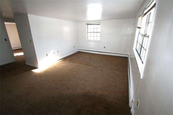 27 Beulah Street, Unit 4 Framingham, MA 01701 - Photo 4 of 10