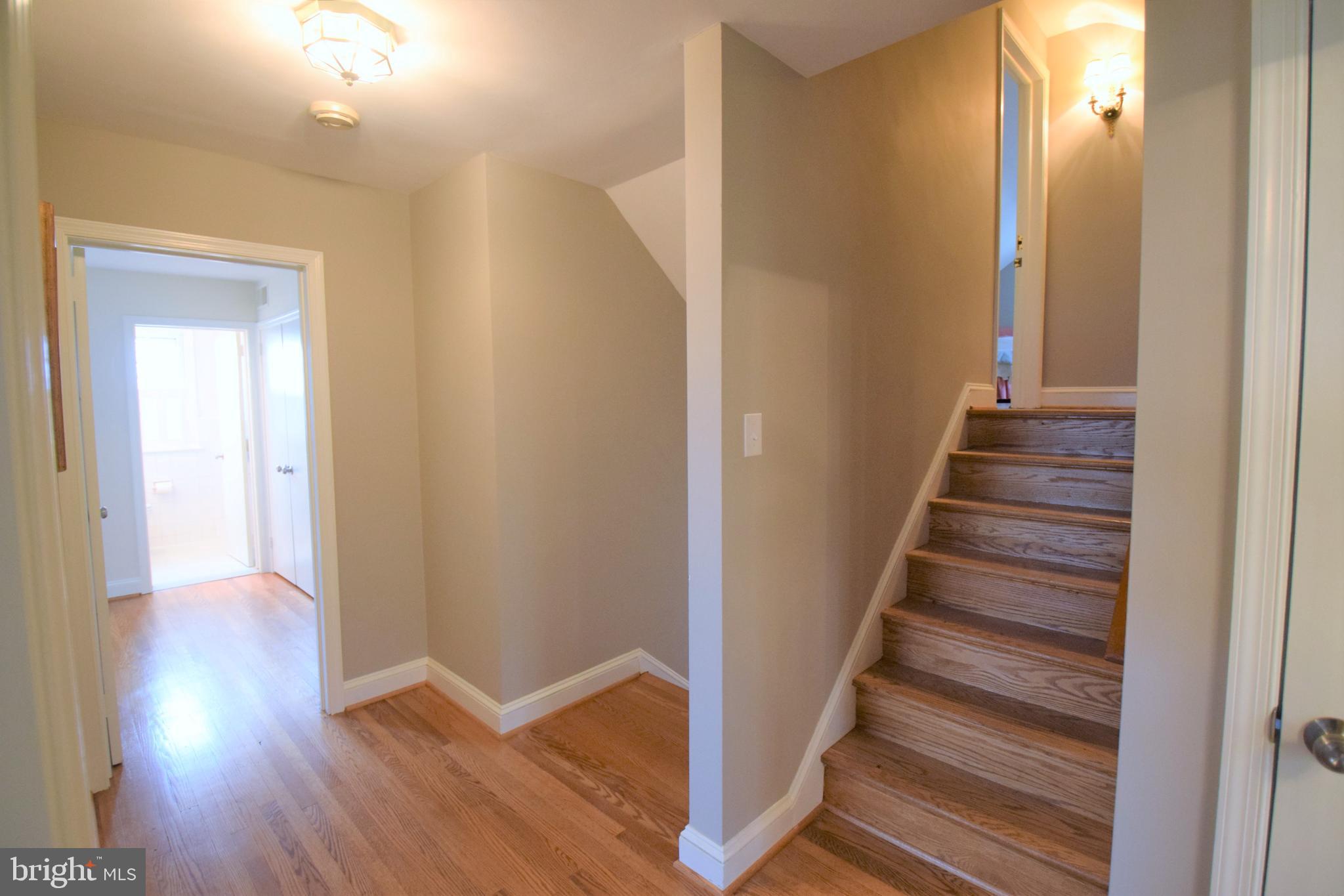 320 Devonshire Road Devon, PA 19333 - Photo 22 of 42 2nd Floor Hall