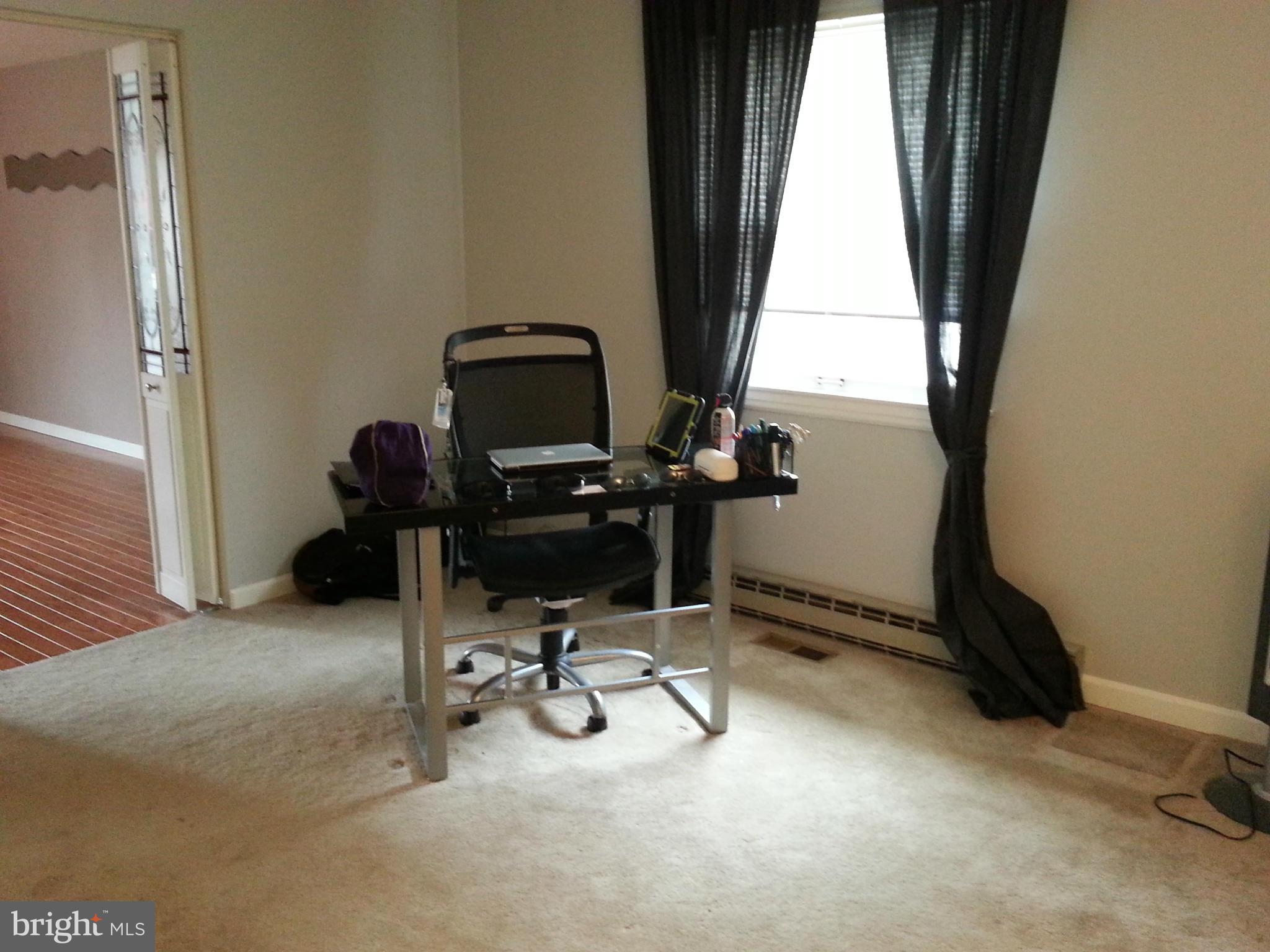 1213 Lee Road Sterling, VA 20164 - Photo 14 of 30 Office or Baby's Room off Master (or 5th bedroom)