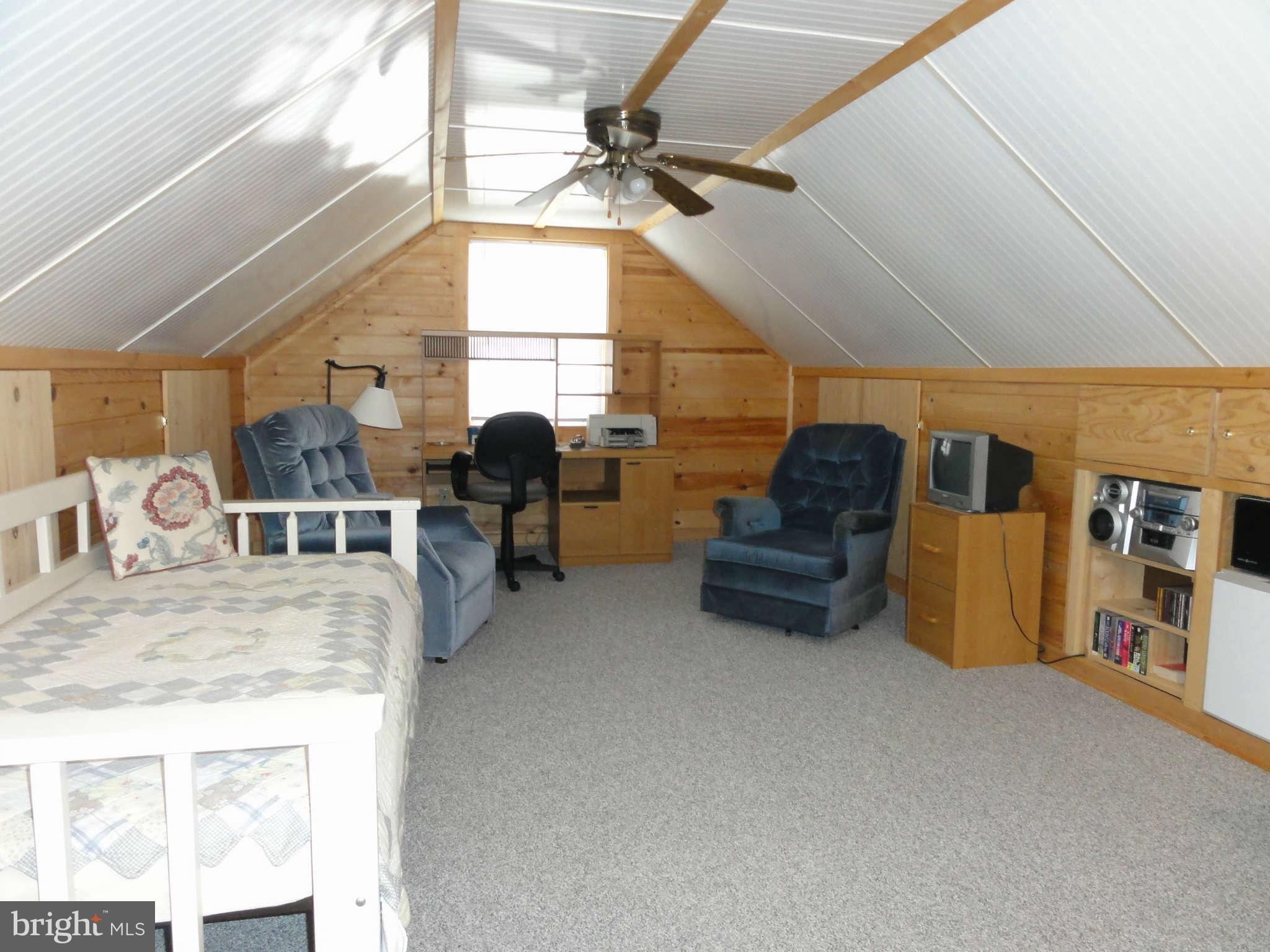 436 Hawthorne Road Linthicum Heights, MD 21090 - Photo 8 of 16 Loft over Garage