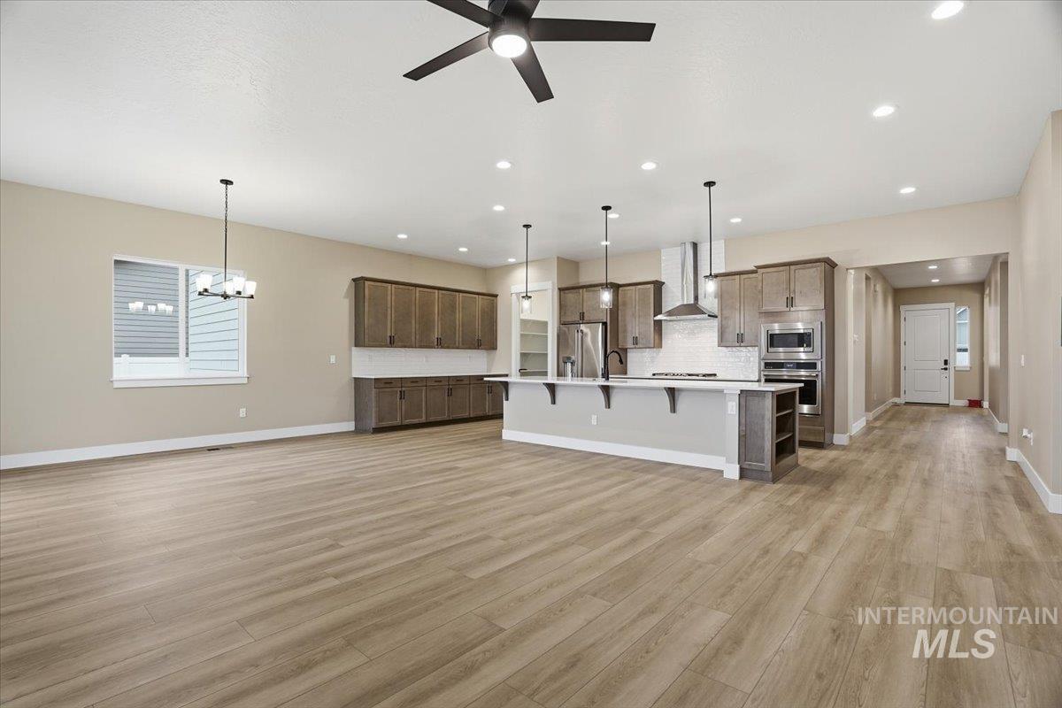 857 North Falling Water Way Eagle, ID 83616 - Photo 14 of 42