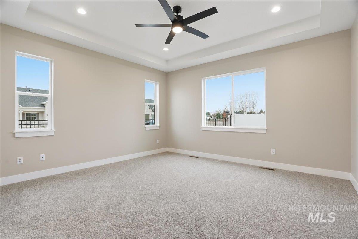 857 North Falling Water Way Eagle, ID 83616 - Photo 15 of 42