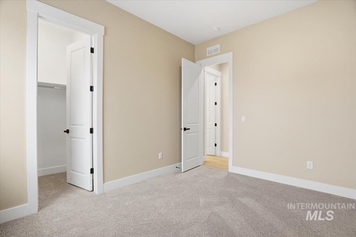 857 North Falling Water Way Eagle, ID 83616 - Photo 29 of 42