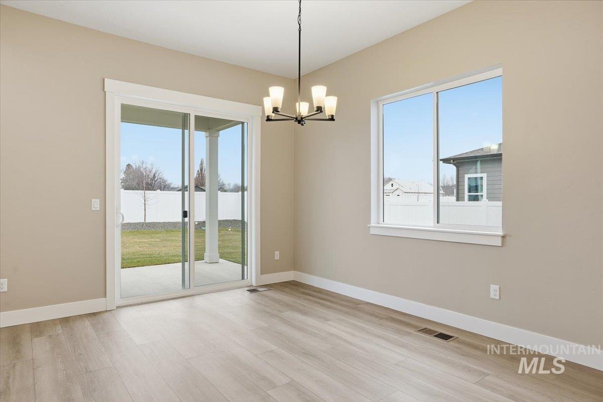 857 North Falling Water Way Eagle, ID 83616 - Photo 9 of 42