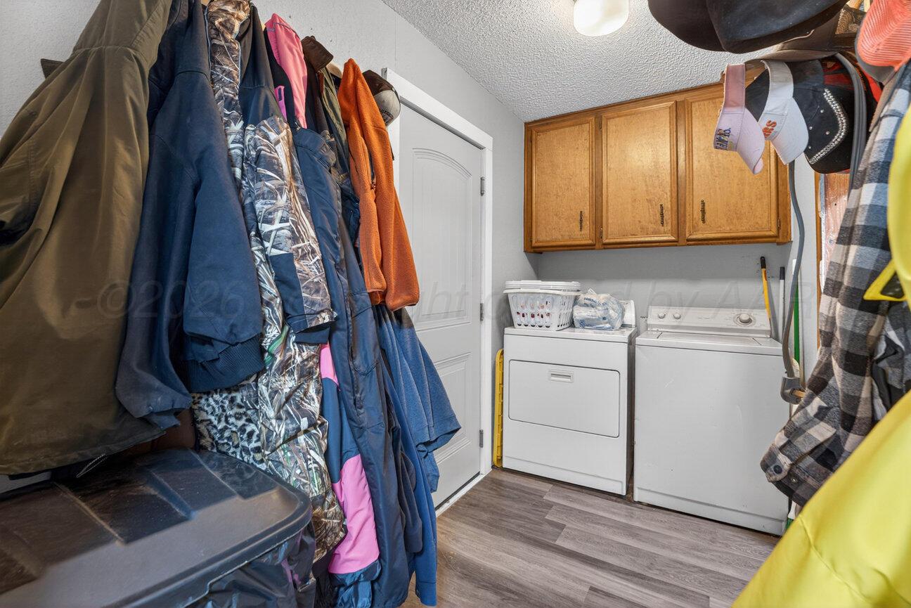 693 County Road 24 Muleshoe, TX 79347 - Photo 39 of 98 Utility Room