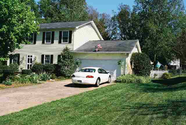 506 Windward Way Greer, SC 29650 - Photo 1 of 9 Gallery Image 1