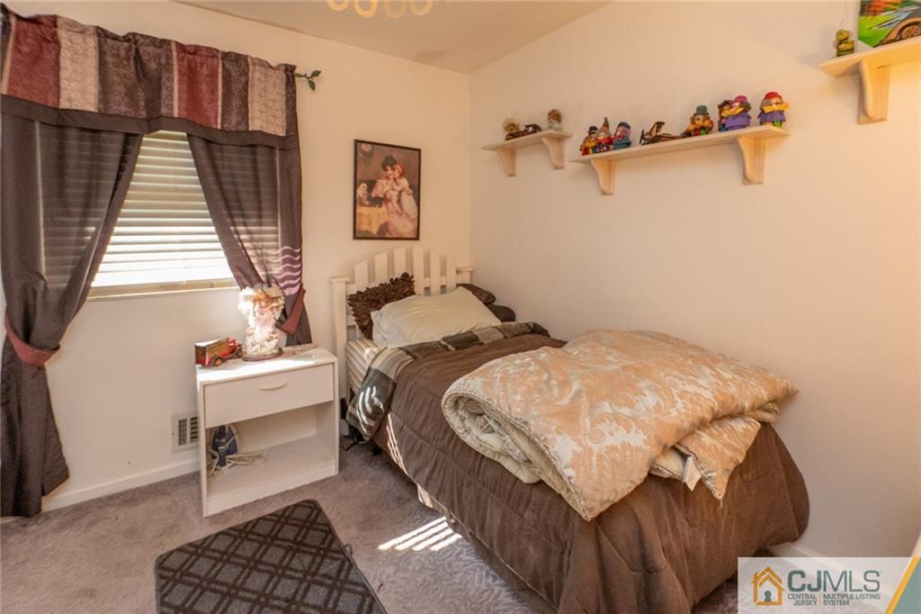 13 Moryan Road Edison, NJ 08817 - Photo 14 of 27