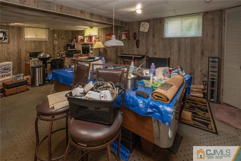 13 Moryan Road Edison, NJ 08817 - Photo 22 of 27