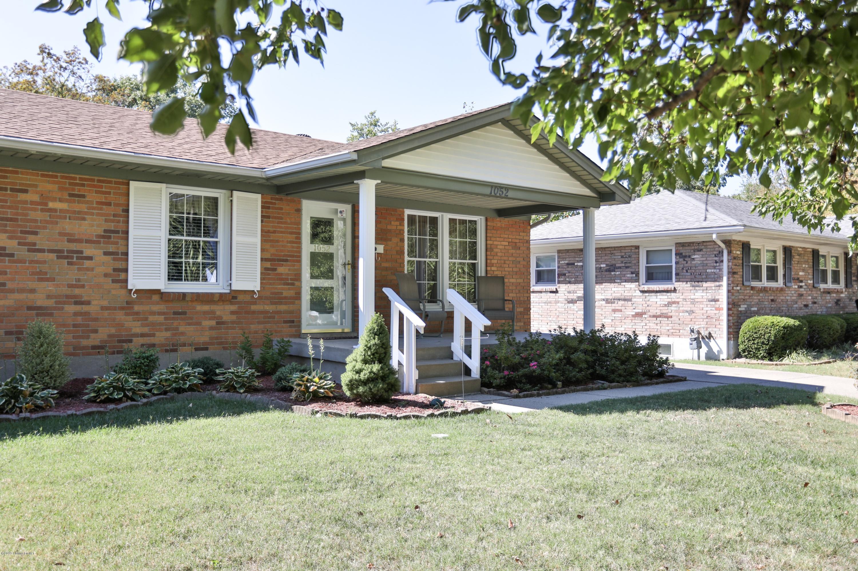 1052 Runell Road Louisville, KY 40214 - Photo 1 of 39 1-02