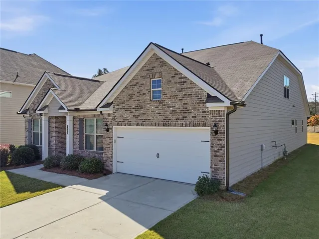 $2,850 | 7040 Ansley Park Way, Cumming, GA 30028