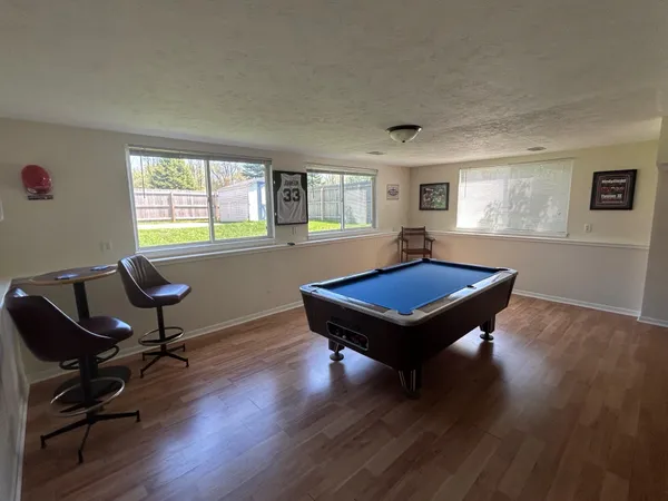 $324,900 | 1206 Comstock Drive, Marshall, MI 49068