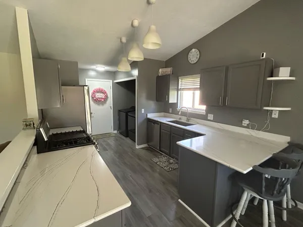 $324,900 | 1206 Comstock Drive, Marshall, MI 49068
