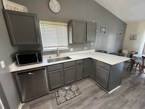 $324,900 | 1206 Comstock Drive, Marshall, MI 49068