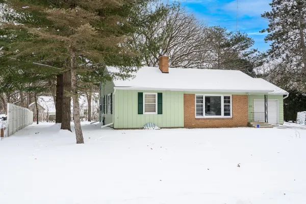 $230,000 | 102 Woodhill Road, St. Cloud, MN 56301