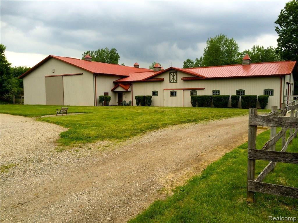 9623 Earhart Road South Lyon, MI 48178 - Photo 28 of 36 IMG_0247.JPG