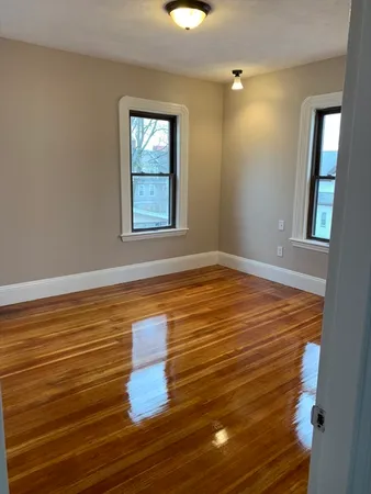$3,200 | 247 Whitwell Street, Unit 2, Quincy, MA 02169