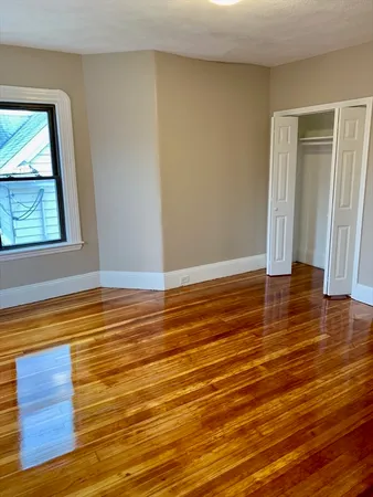 $3,200 | 247 Whitwell Street, Unit 2, Quincy, MA 02169