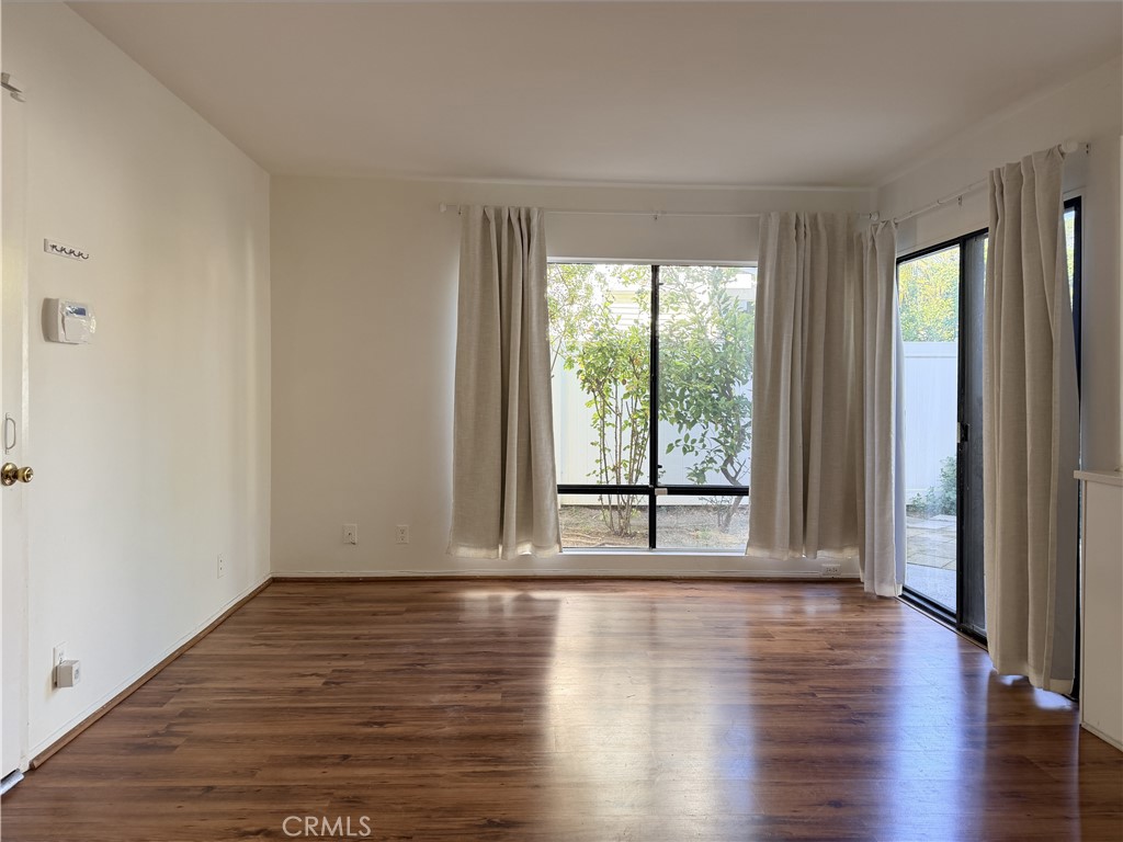 4881 Royce Road Irvine, CA 92612 - Photo 5 of 27 Family Room