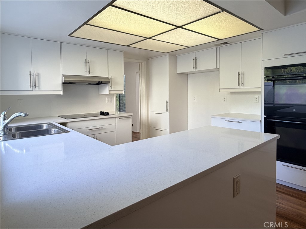 4881 Royce Road Irvine, CA 92612 - Photo 8 of 27