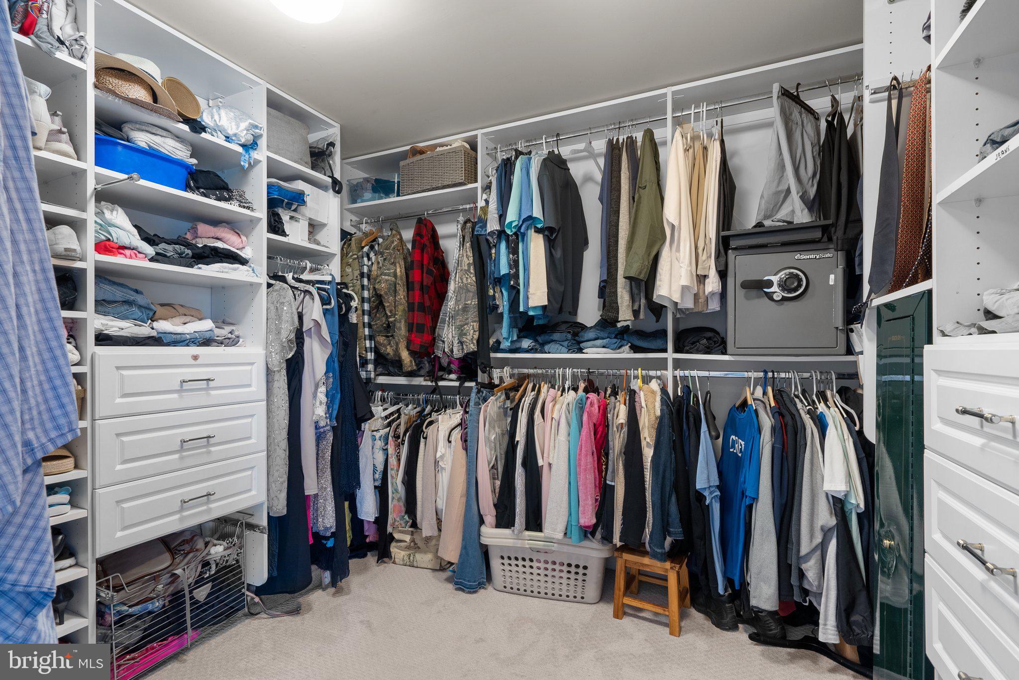 19009 Old Baltimore Road Brookeville, MD 20833 - Photo 33 of 96 Huge walk in closet.