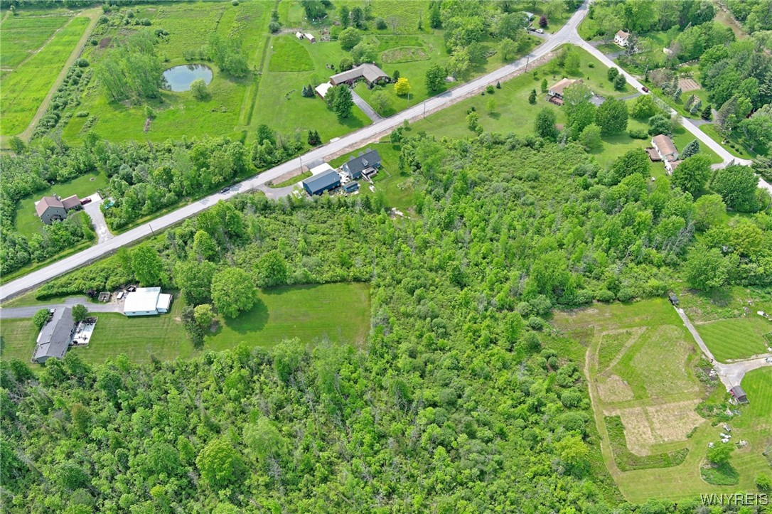 Tonawanda Crk Road North Clarence Center, NY 14032 - Photo 6 of 6 Rear View