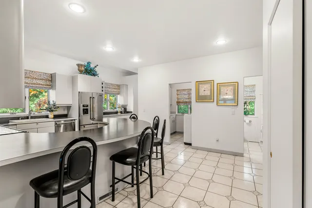 $939,000 | 50 Page Lane, Hampstead, NH 03841