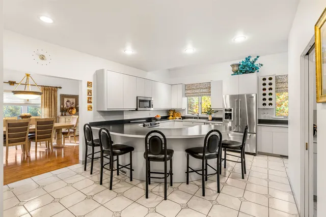 $939,000 | 50 Page Lane, Hampstead, NH 03841