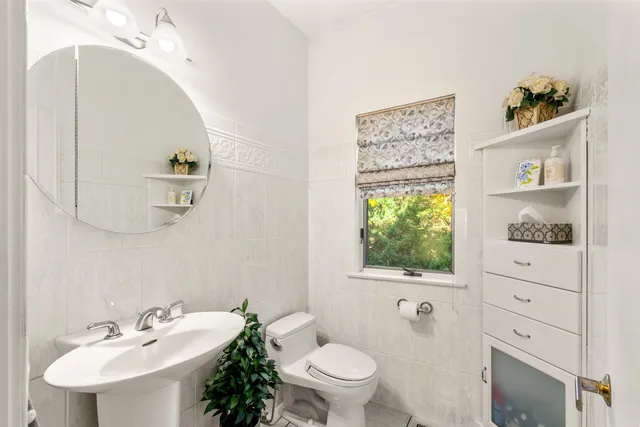 $939,000 | 50 Page Lane, Hampstead, NH 03841