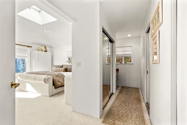 $939,000 | 50 Page Lane, Hampstead, NH 03841