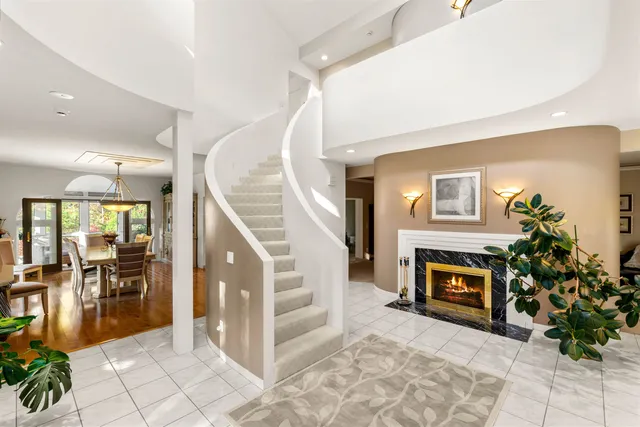 $939,000 | 50 Page Lane, Hampstead, NH 03841