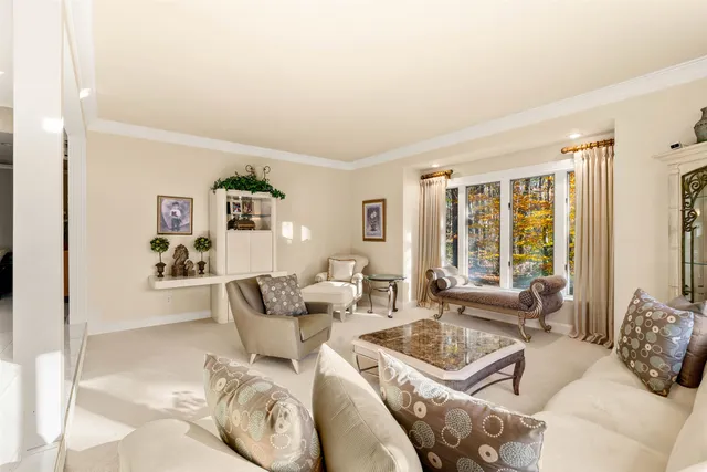 $939,000 | 50 Page Lane, Hampstead, NH 03841