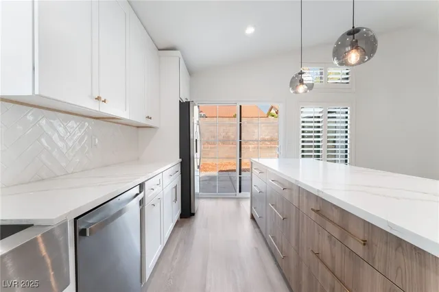 $2,835 | 5537 Sentinel Bridge Street, Las Vegas, NV 89130