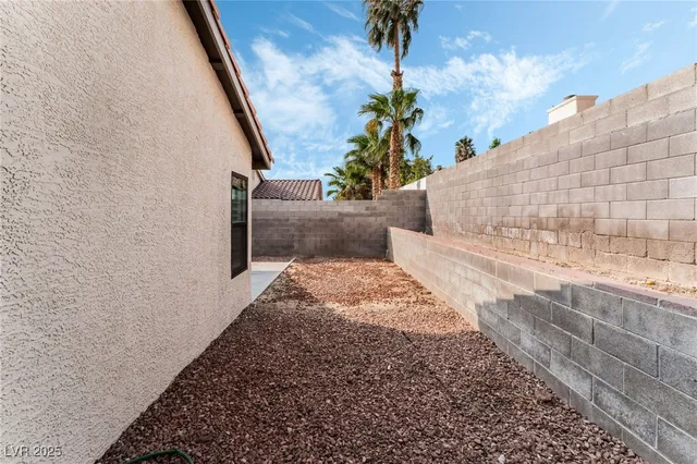 $2,835 | 5537 Sentinel Bridge Street, Las Vegas, NV 89130