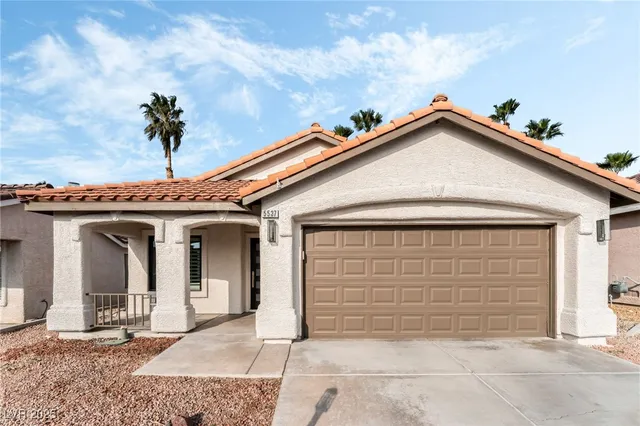 $2,835 | 5537 Sentinel Bridge Street, Las Vegas, NV 89130