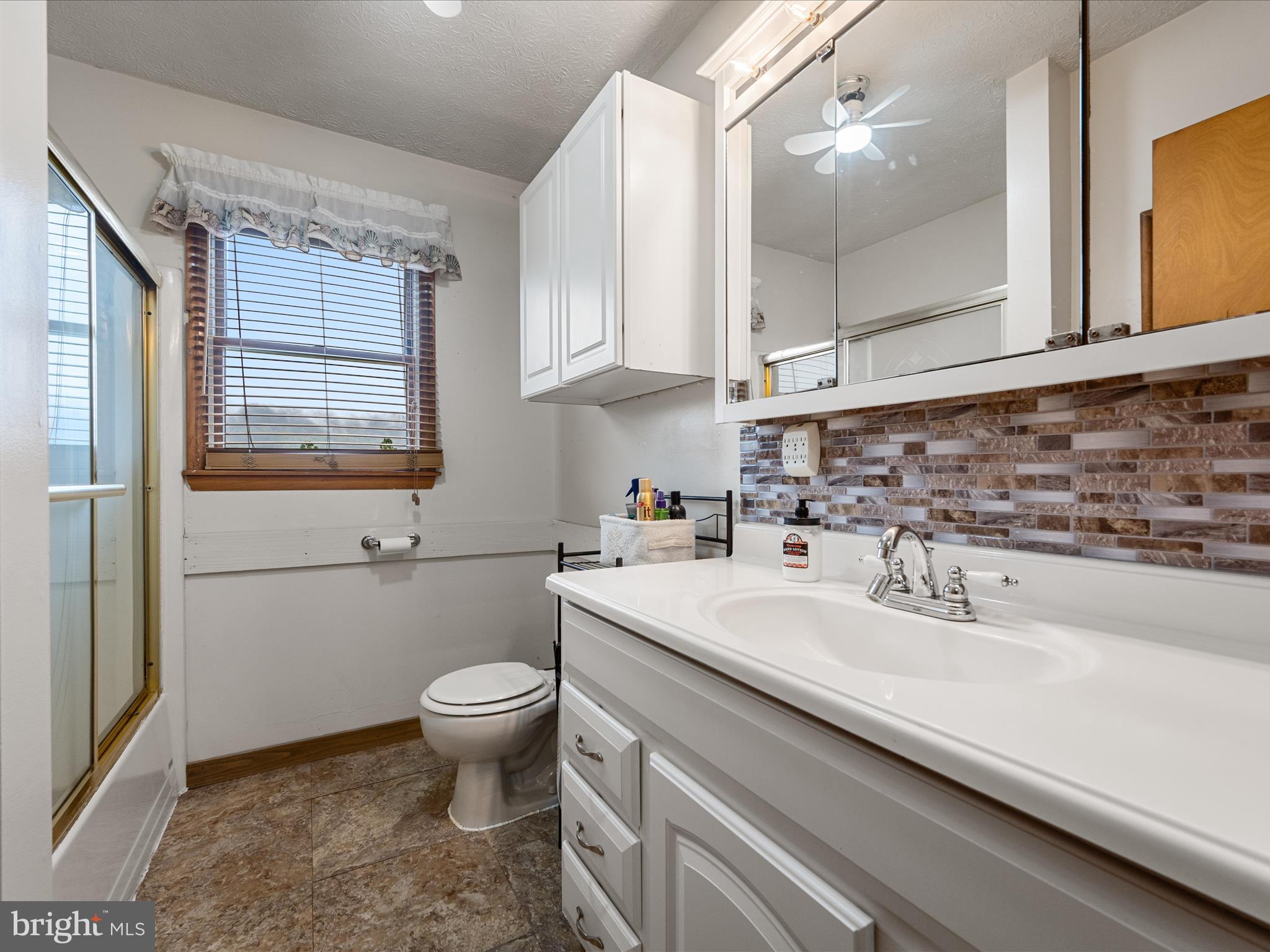 1018 Dominion Road Gerrardstown, WV 25420 - Photo 23 of 49 Bathroom