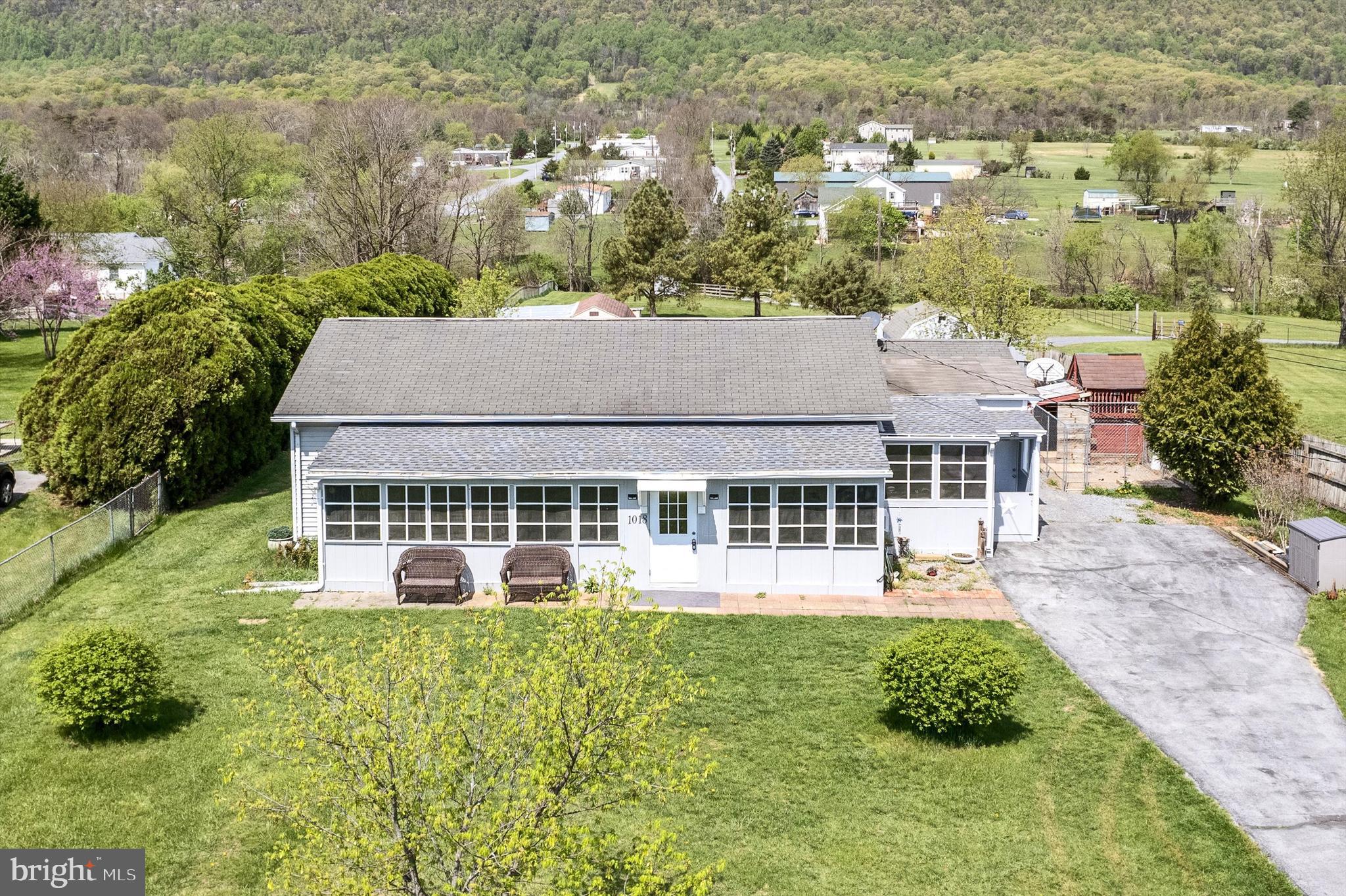 1018 Dominion Road Gerrardstown, WV 25420 - Photo 32 of 49 Gallery Image 32
