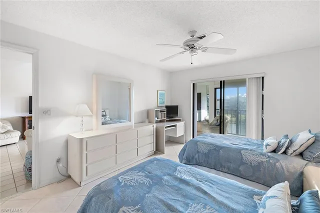 $317,000 | 1530 Oyster Catcher Point, Unit 1530C, Naples, FL 34105