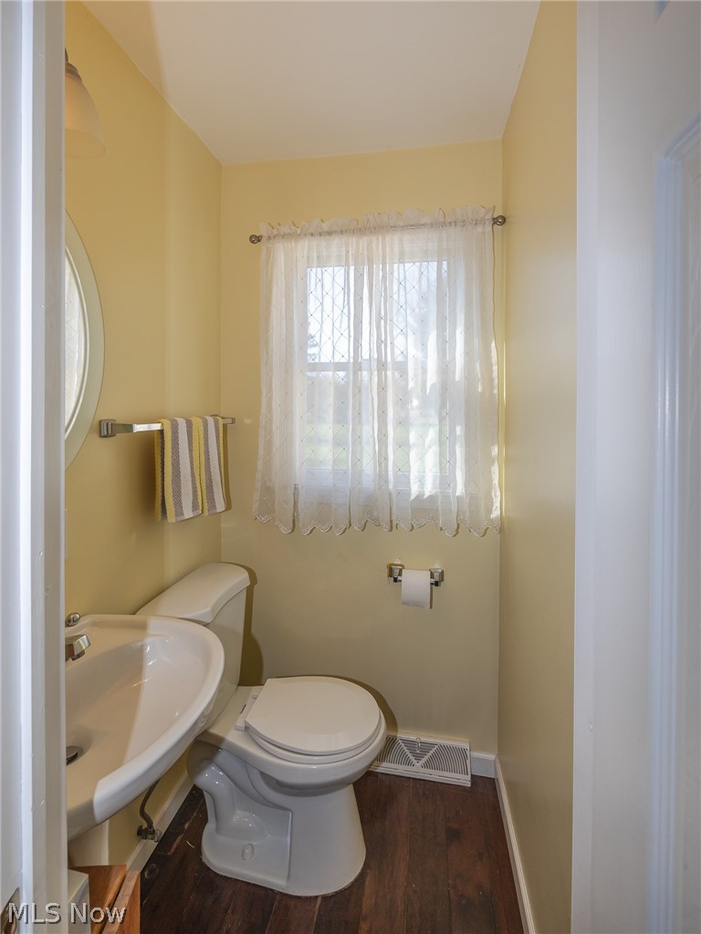 490 Mapleview Drive Seven Hills, OH 44131 - Photo 20 of 50 Half bath, first floor