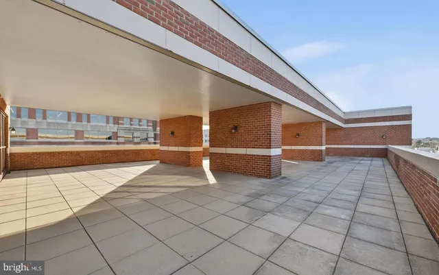 a view of entryway and hall