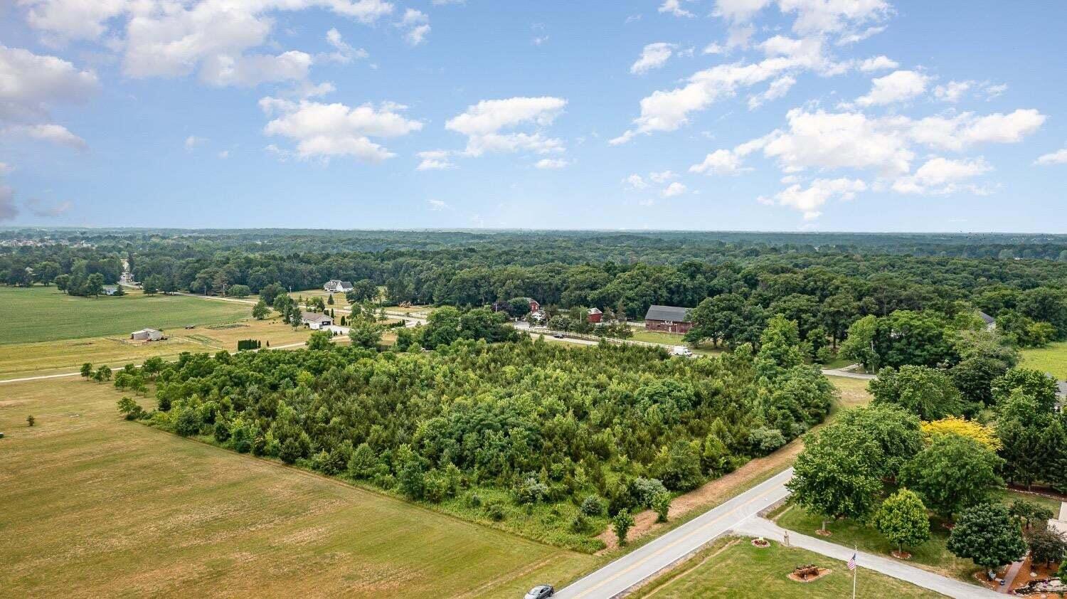 16937 Holtz Road Lowell, IN 46356 - Photo 2 of 5 1500x842
